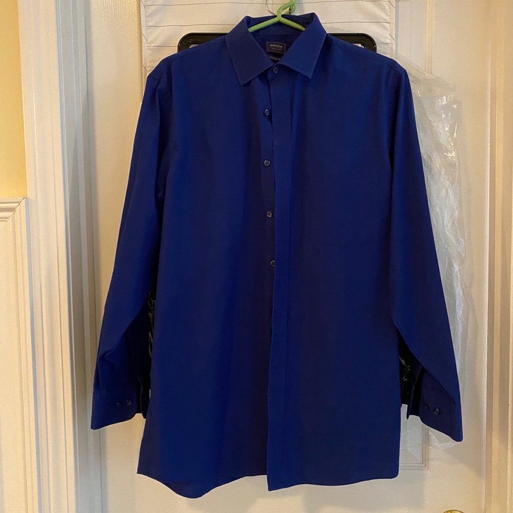 Men’s Arrow Button Down Dress Shirt